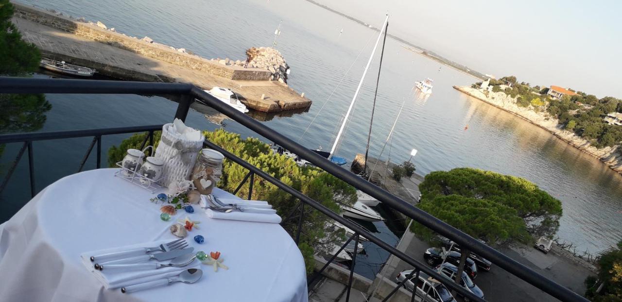 Villa Mira Bed And Breakfast Дуйно Экстерьер фото