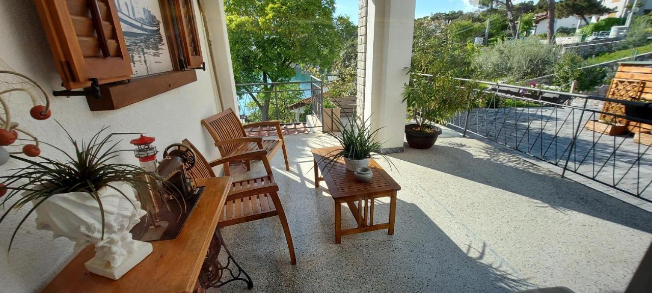 Villa Mira Bed And Breakfast Дуйно Экстерьер фото