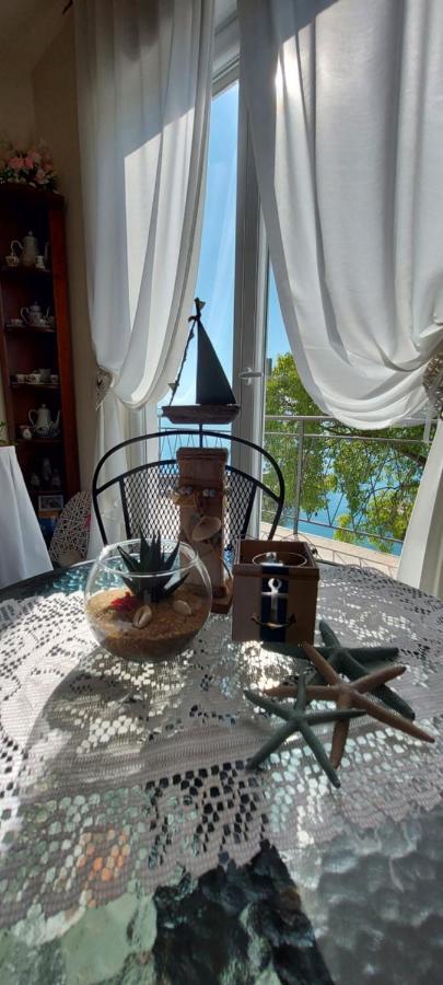 Villa Mira Bed And Breakfast Дуйно Экстерьер фото